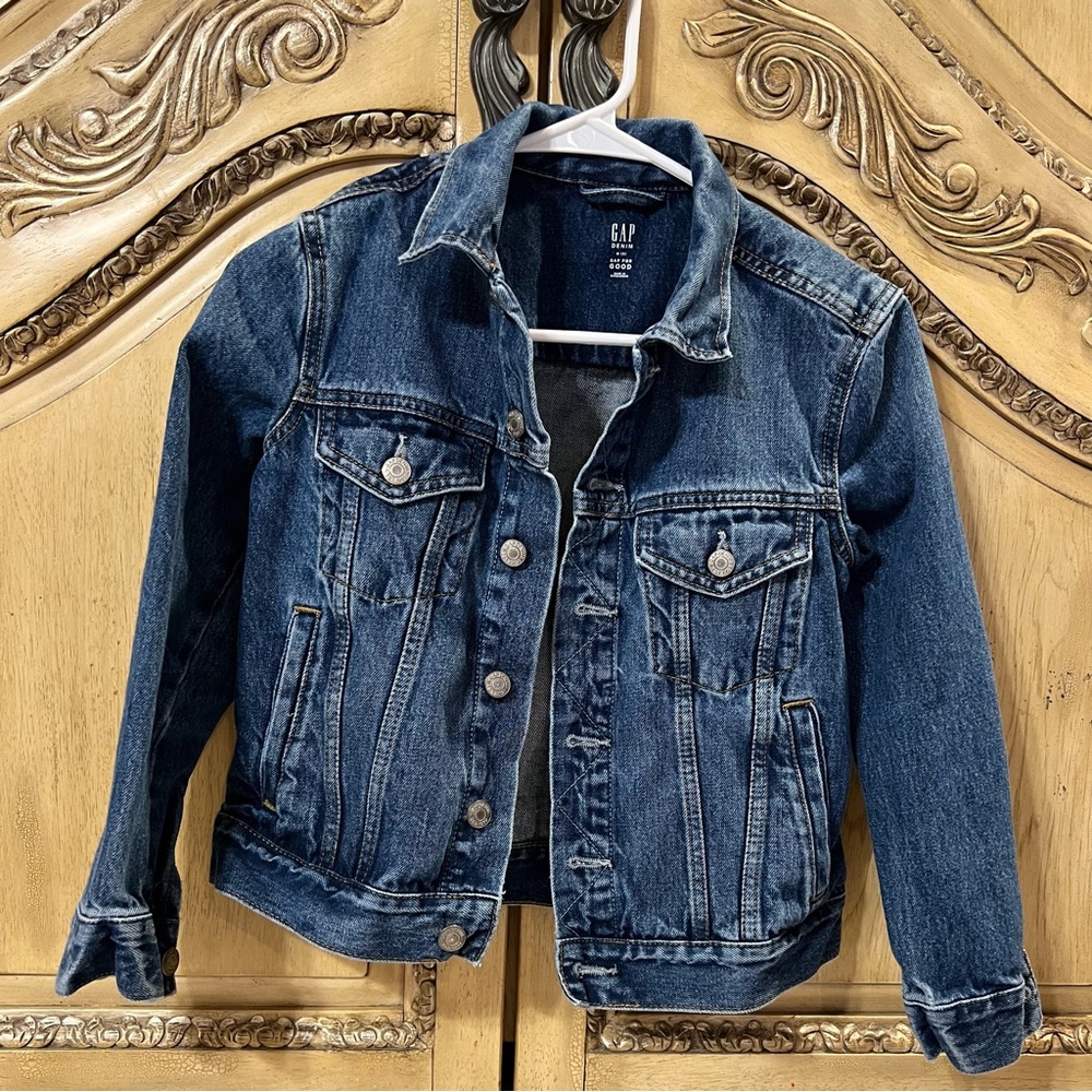 GAP Boys’ Denim Jacket Size M